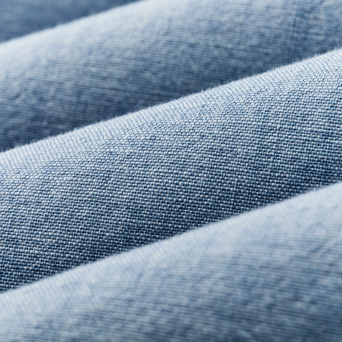 Filson Latest / Short Sleeve Chambray Shirt