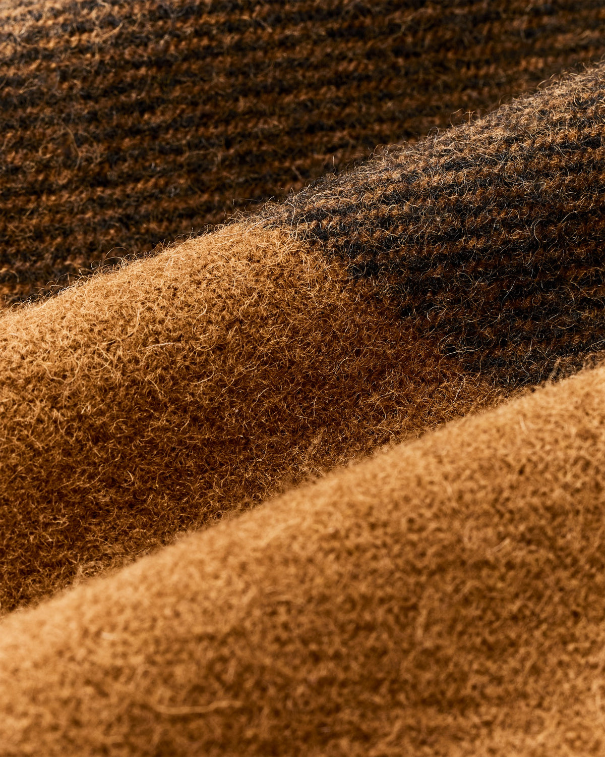 Filson Trending / Women's Wool Long Cruiser Coat - Whiskey / Black Stripe
