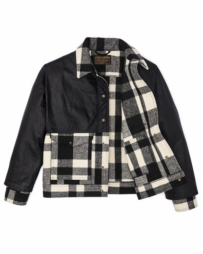 Filson Discount / Mackinaw Wool Caped Jacket - Natural Black Plaid / Navy