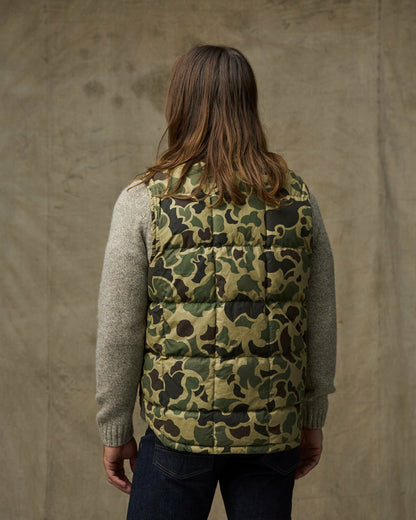 Filson Sale / Waxed Down Vest - Tundra Shrub Camo