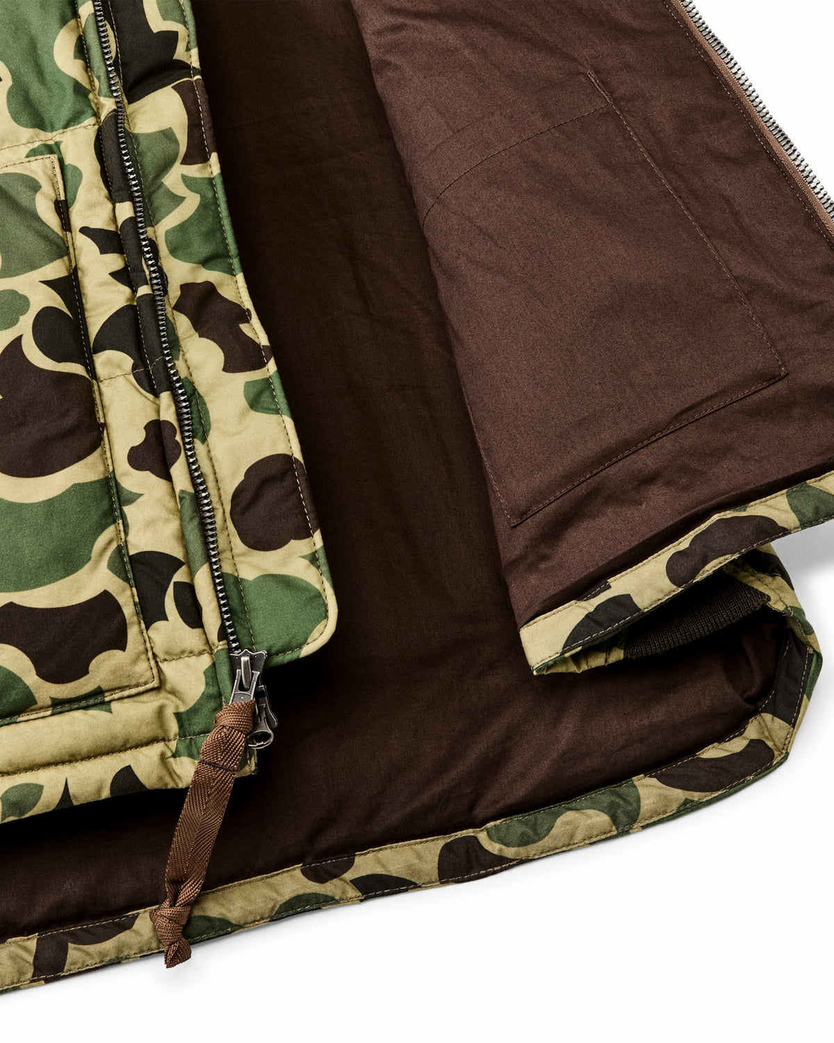 Filson Sale / Waxed Down Vest - Tundra Shrub Camo