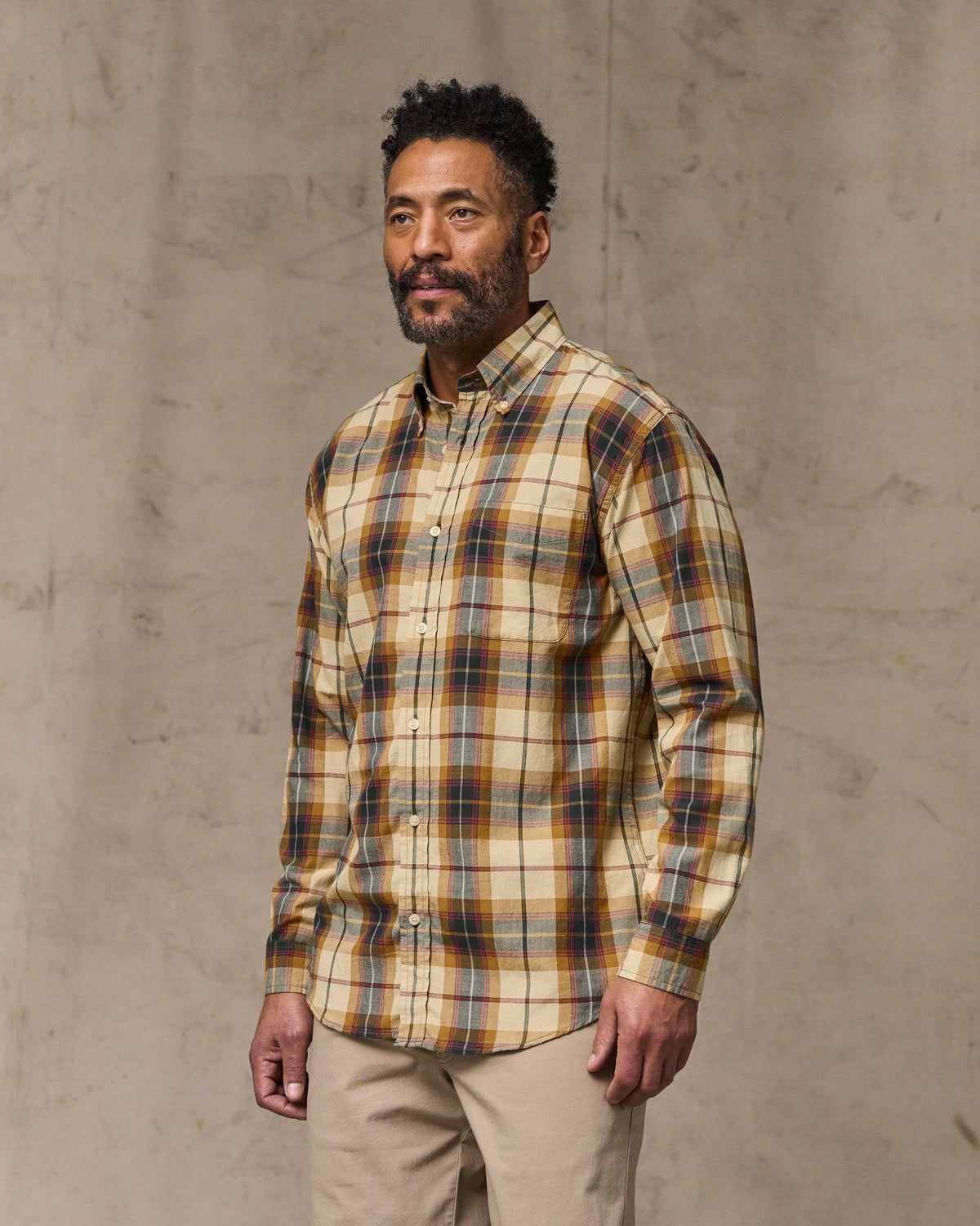 Filson Smart Buy / Madras Button-Down Shirt - Tan / Spruce Multicolor