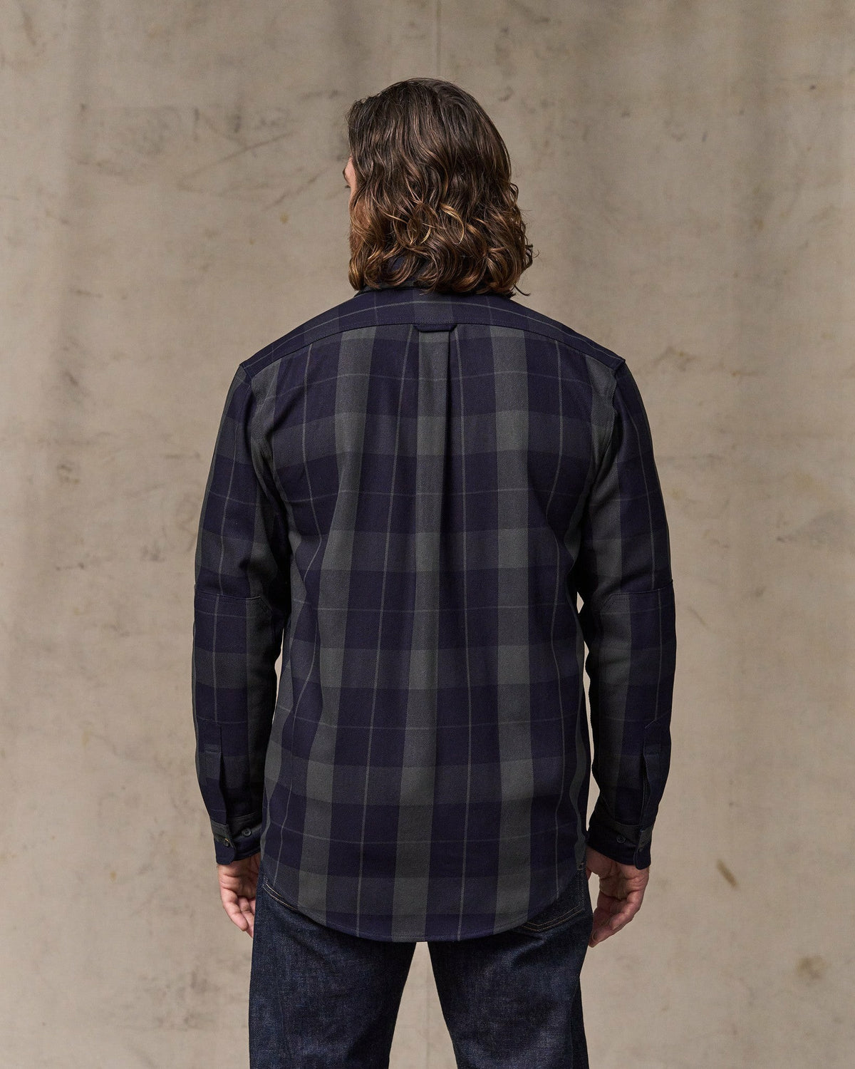 Filson Deals / Vintage Wash Alaskan Guide Shirt - Indigo / Faded Black