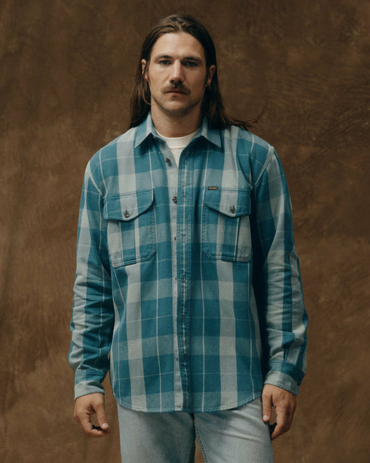 Filson Customer Favorite / Vintage Wash Alaskan Guide Shirt - Jasper / Dark Teal Plaid