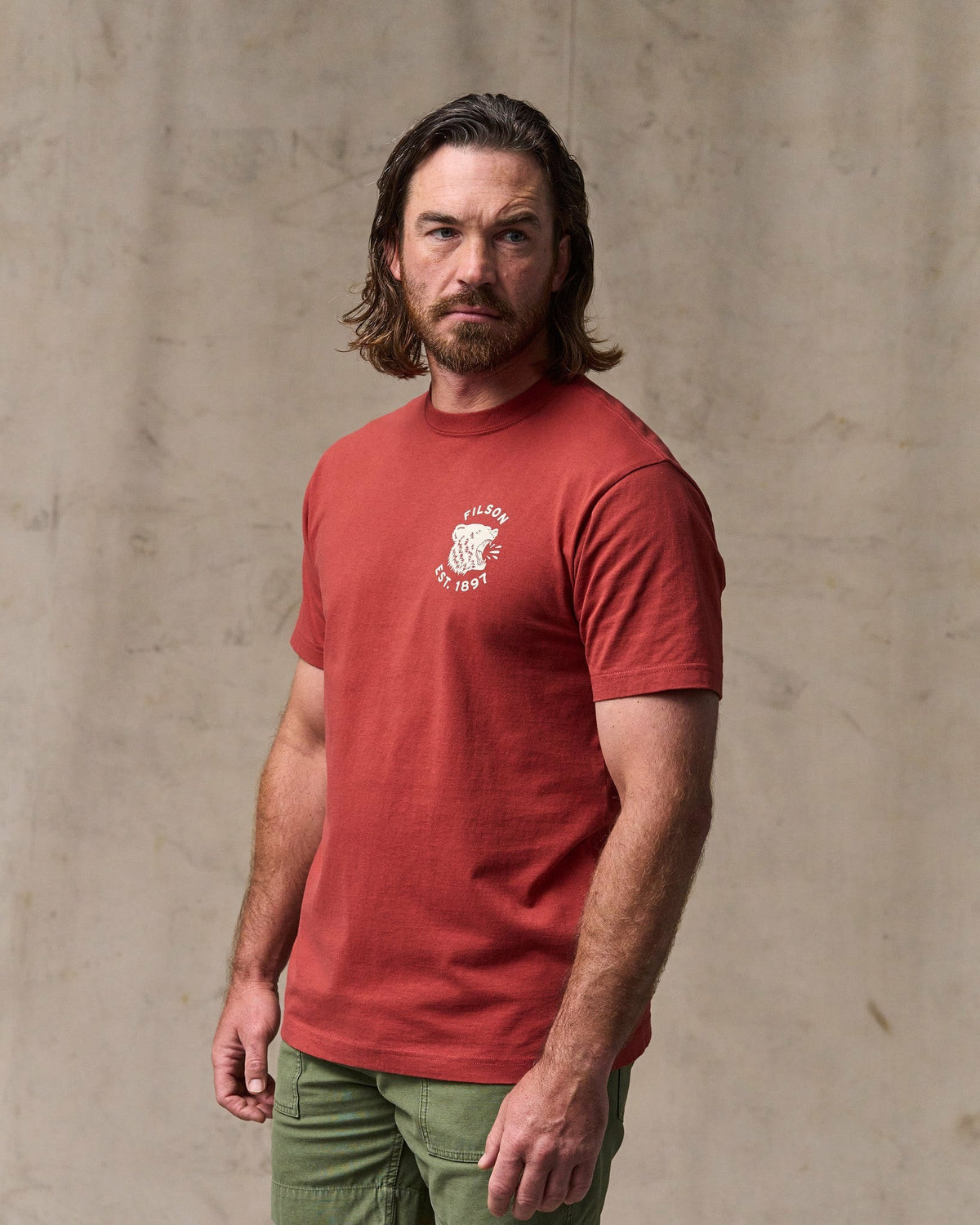 Filson Essential / Bear Graphic T-Shirt - Chili Oil