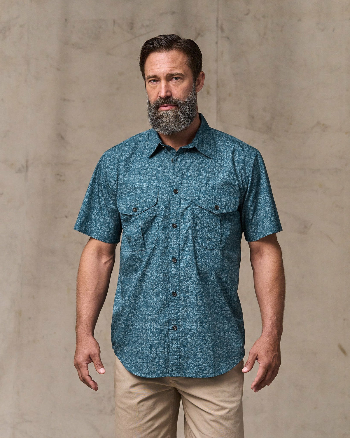 Filson Smart Buy / Filson's Washed Short Sleeve Feather Cloth Shirt - Blue / Print