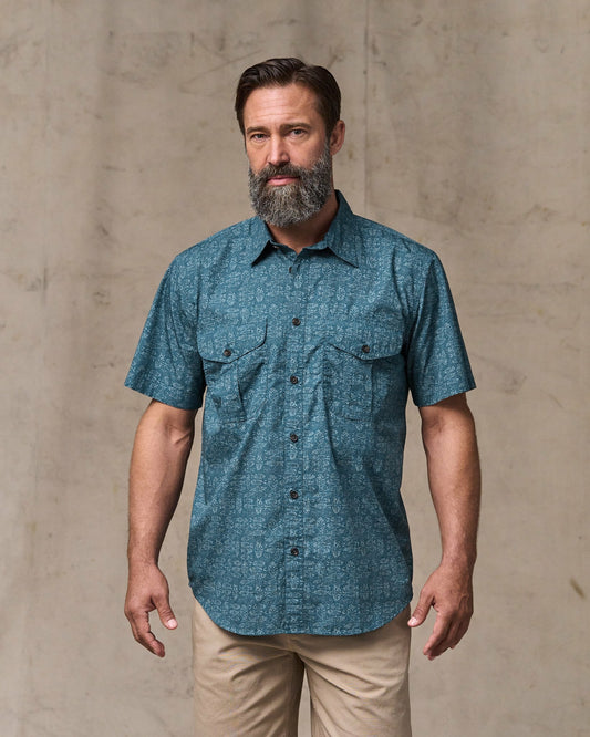Filson Smart Buy / Filson's Washed Short Sleeve Feather Cloth Shirt - Blue / Print