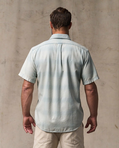 Filson Featured / Short Sleeve Lightweight Alaskan Guide Shirt - Indigo Plaid