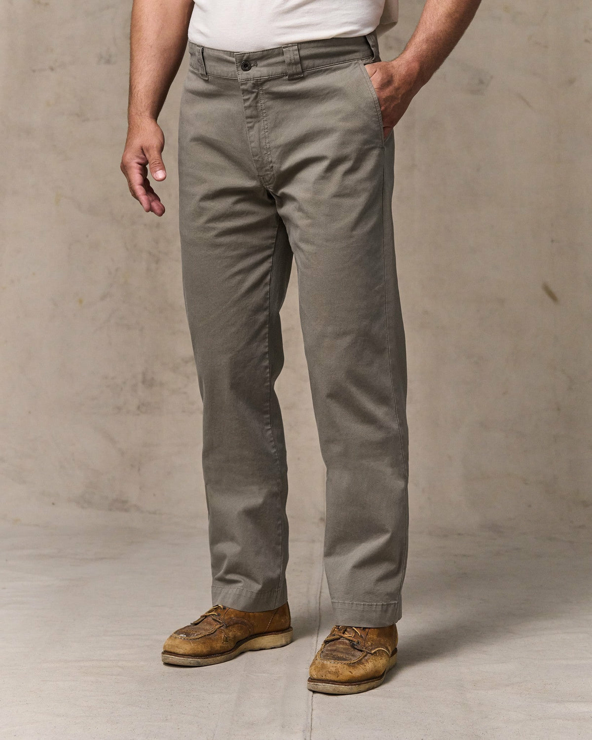 Filson Great Value / Granite Mountain Flat Front Pants - Hawk Brown