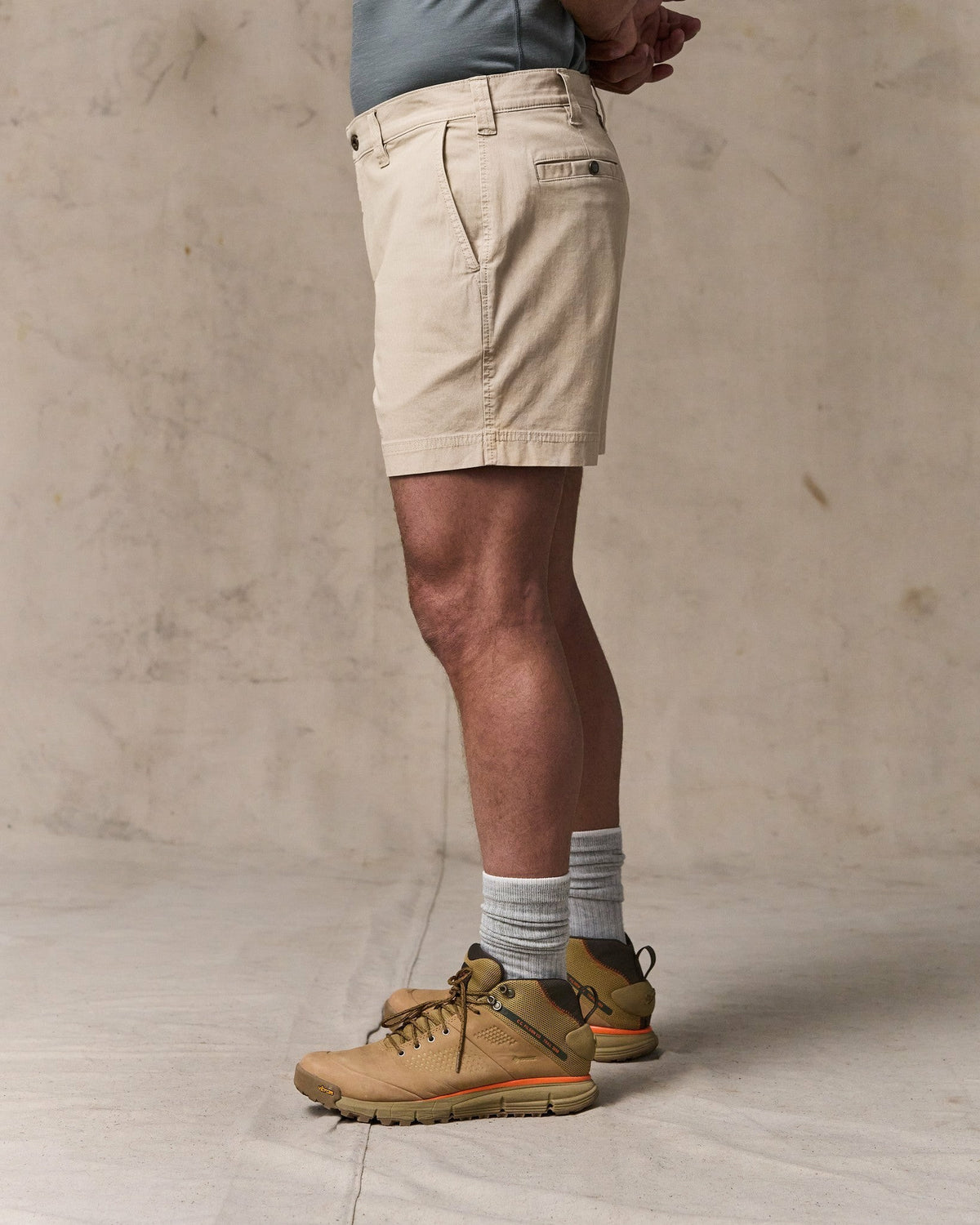 Filson Exclusive / Granite Mountain 6" Shorts - Buck Tan