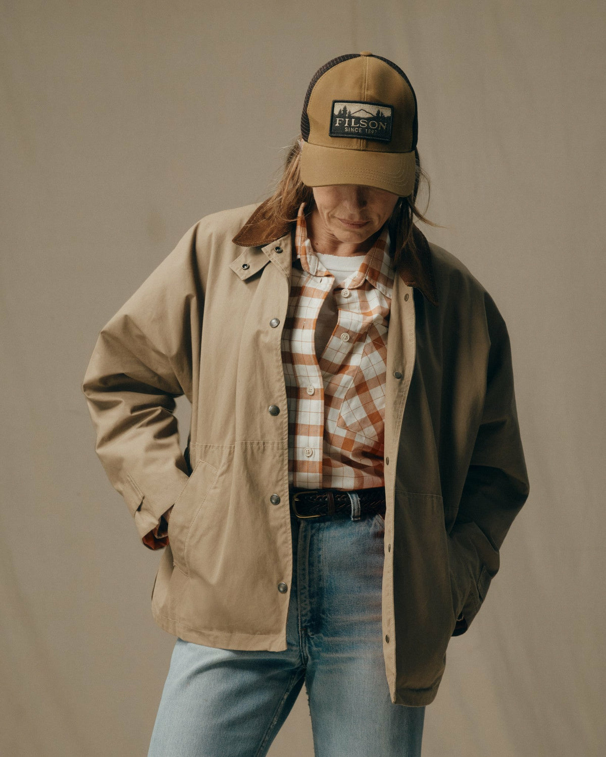Filson Deals / Women's Harbor Front Waxed Jacket - Marsh Tan