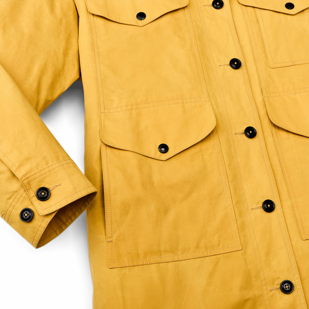 Filson Featured / Women's Dry Waxed Long Cruiser