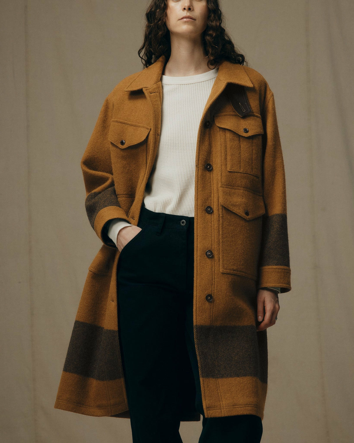 Filson Trending / Women's Wool Long Cruiser Coat - Whiskey / Black Stripe