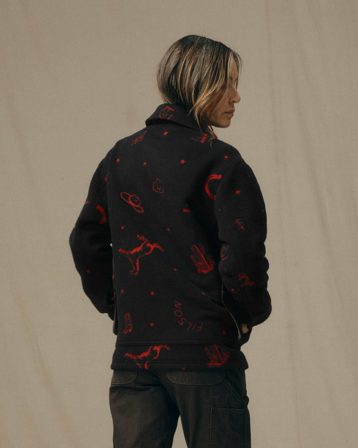Filson Hot Sale / Women's Jacquard Wool Cruiser Jacket - Black / Red Western