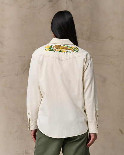 Filson Quality / Women's Embroidered Western Shirt - Natural Seed