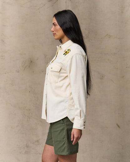 Filson Quality / Women's Embroidered Western Shirt - Natural Seed