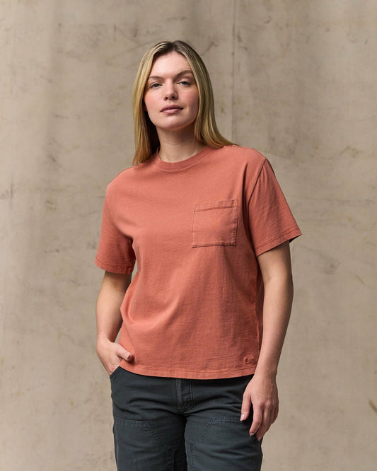 Filson New / Women's Short Sleeve Pocket Tee - Copper Brown