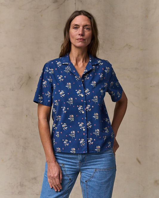 Filson Sale / Women's Camp Shirt - Indigo / Floral