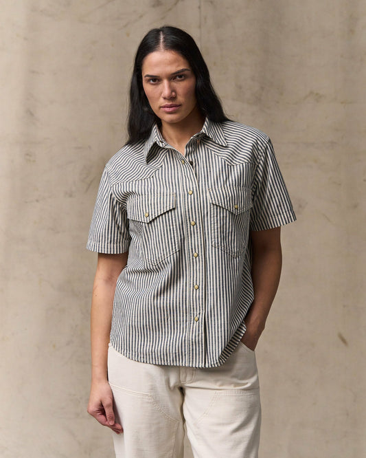 Filson New / Women's Short Sleeve Chambray Western Shirt - Indigo / Natural