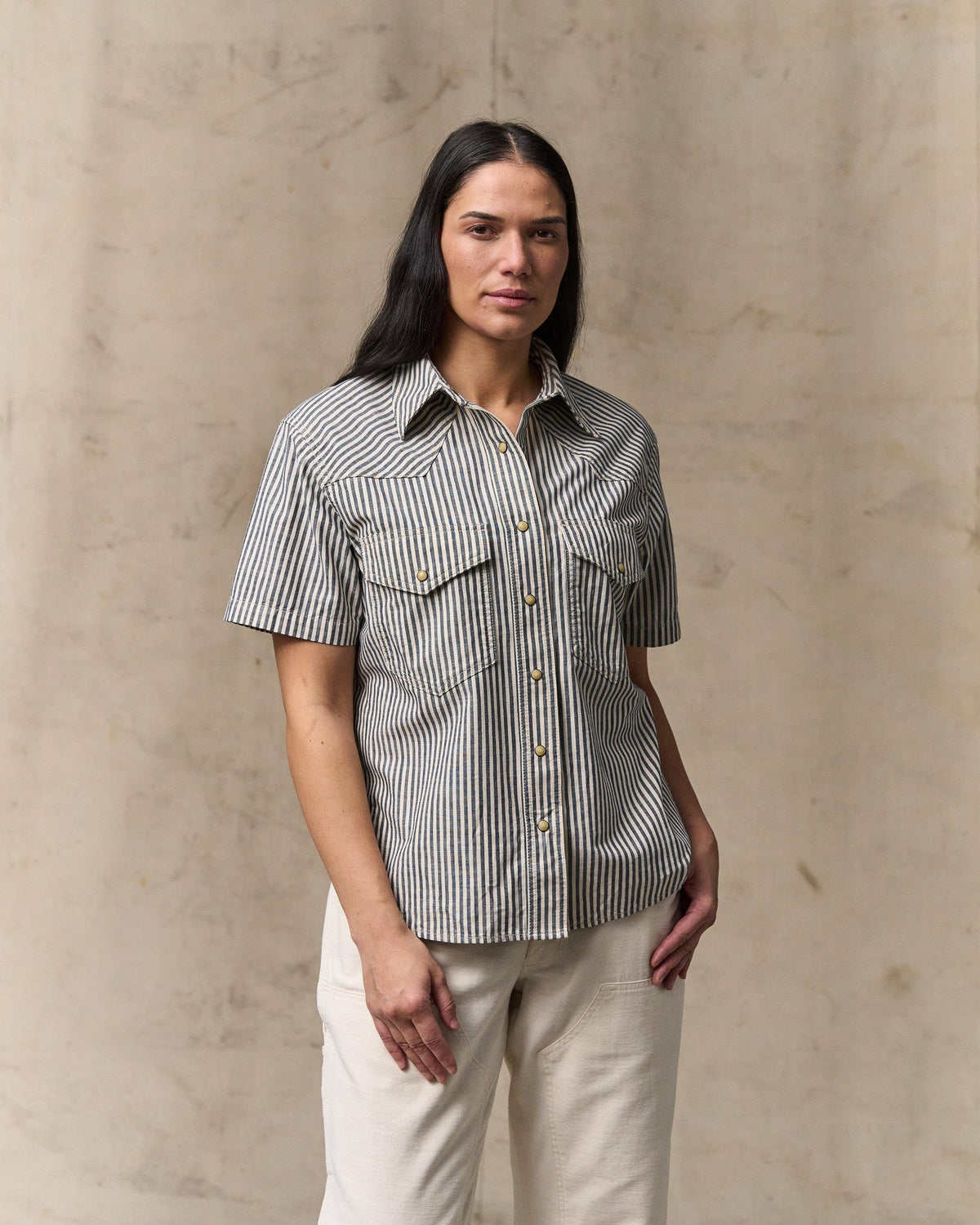 Filson New / Women's Short Sleeve Chambray Western Shirt - Indigo / Natural