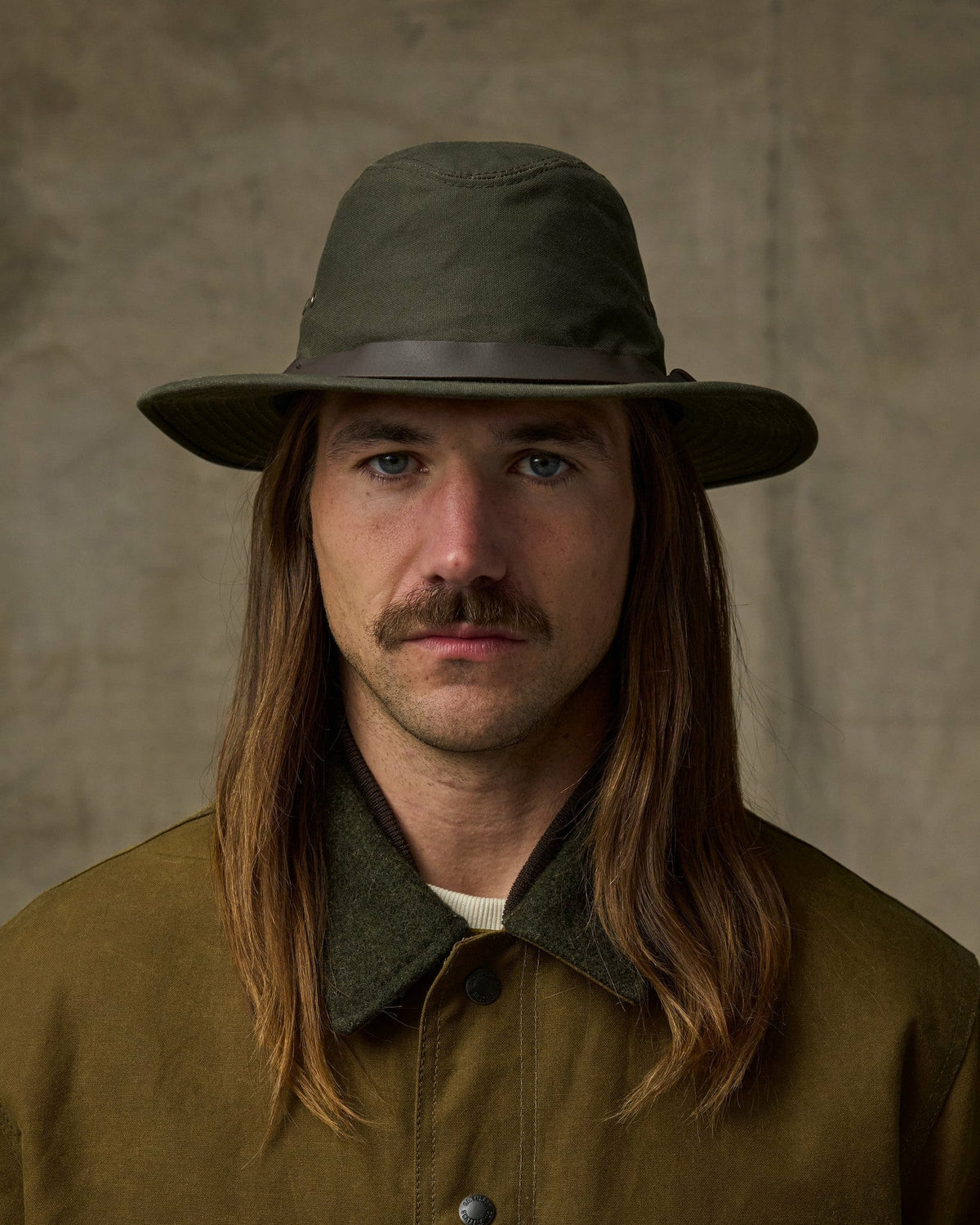 Filson Best Seller / Waxed Canvas Packer Hat