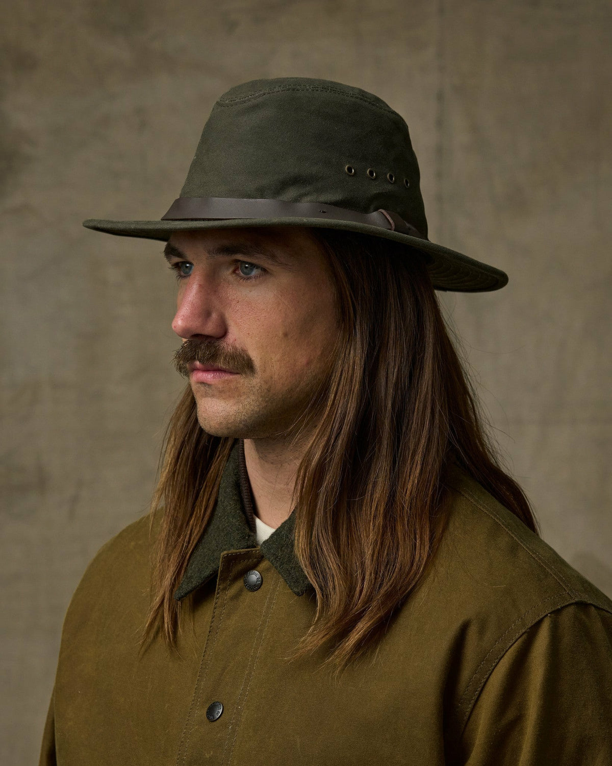 Filson Best Seller / Waxed Canvas Packer Hat