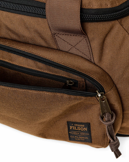 Filson Customer Favorite / Dryden Duffle Pack - Whiskey