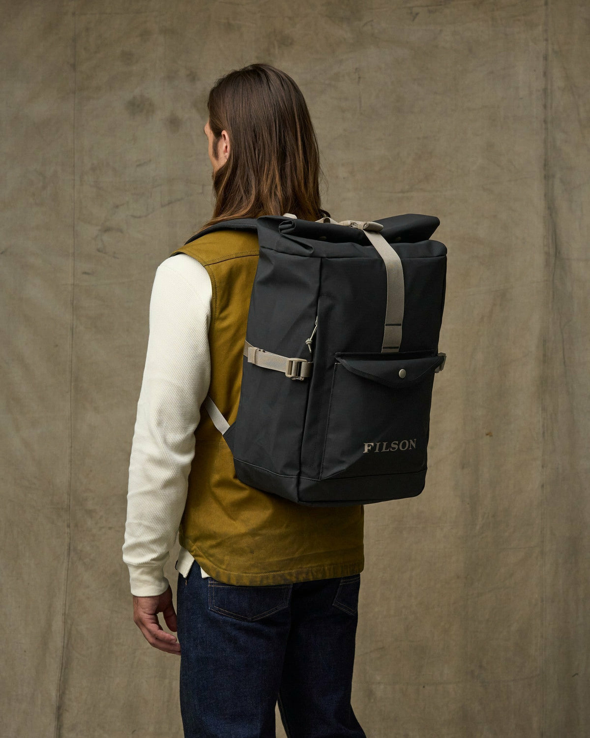 Filson Great Value / All-weather Backpack - Black / Covert