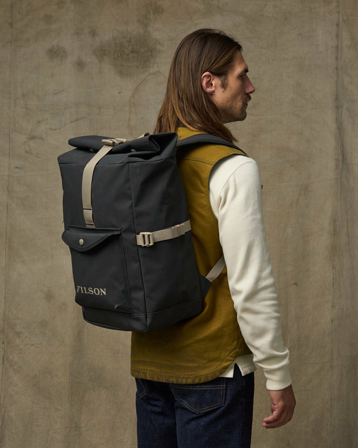 Filson Great Value / All-weather Backpack - Black / Covert