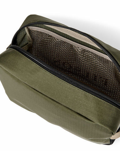 Filson Trending / All-Weather Dopp Kit - Olive / Black / Covert