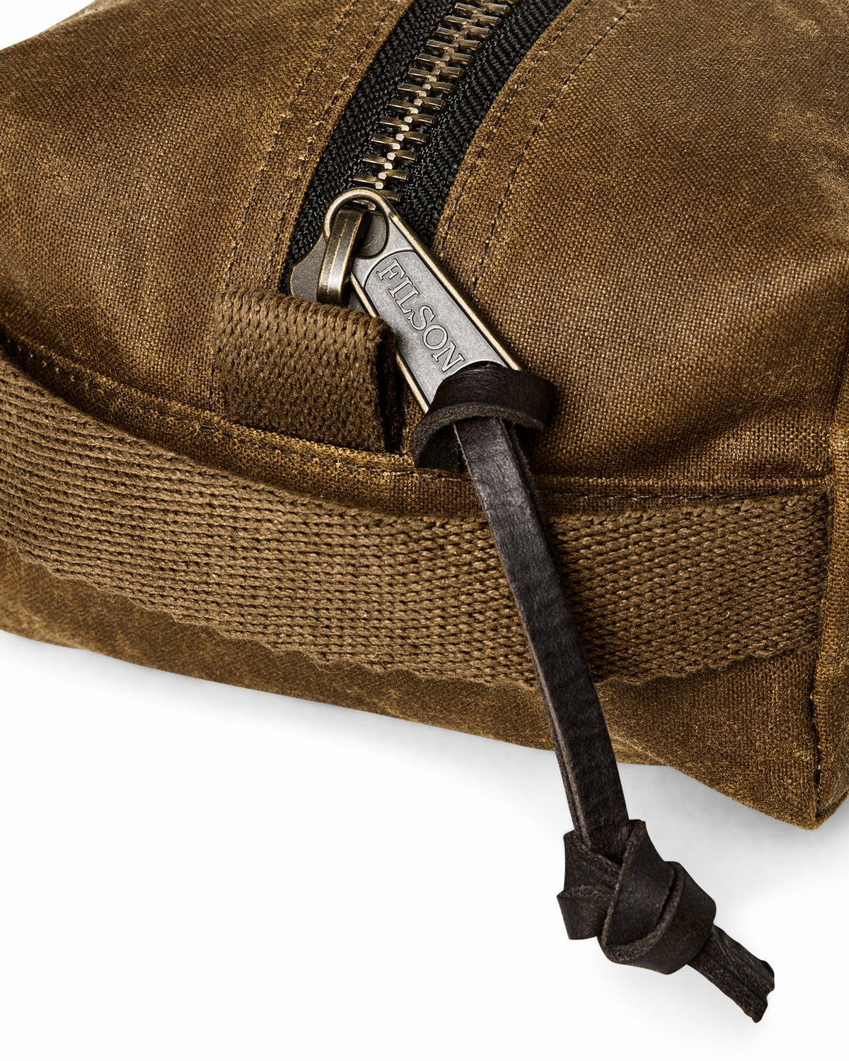 Filson Signature / Tin Cloth Dopp Kit - Dark Tan