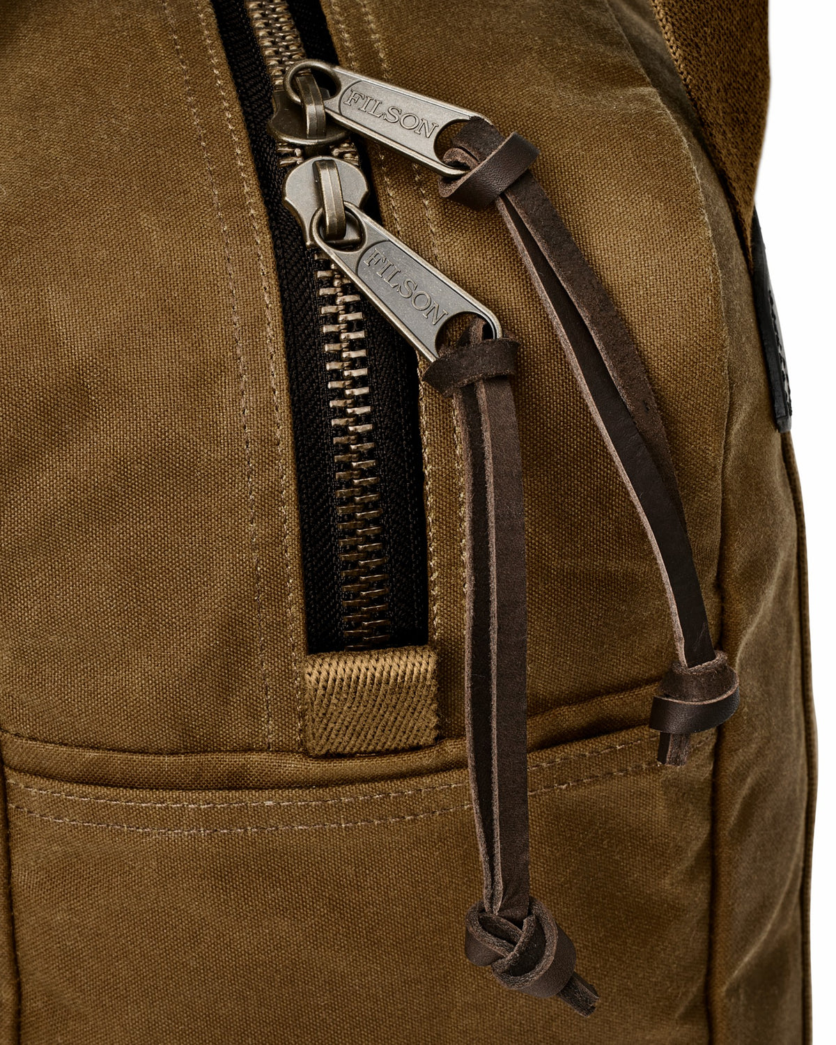 Filson Deals / Tin Cloth Zipper Tote Bag