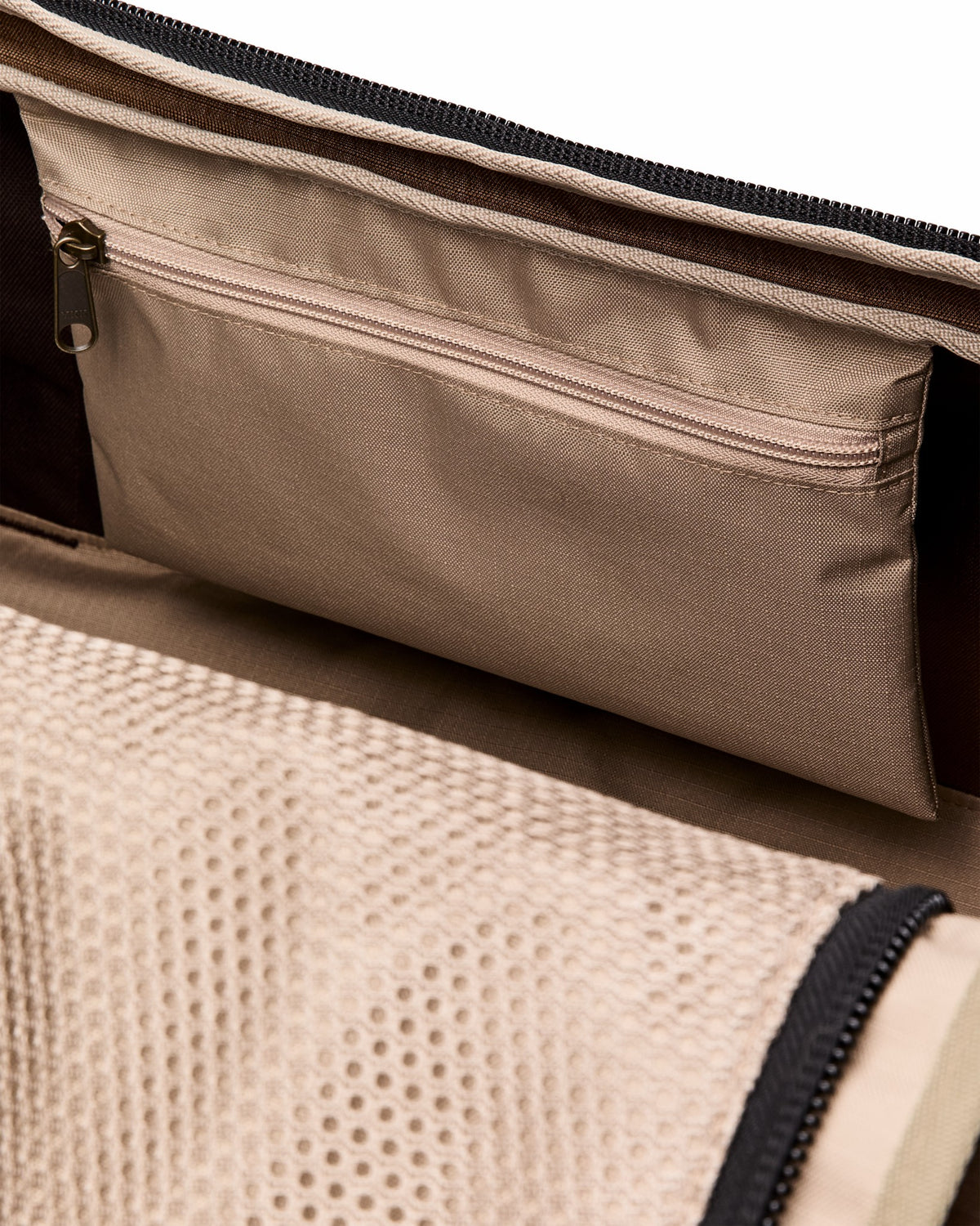 Filson Top Pick / All-Weather 50L Duffle - Muskrat / Brown / Covert