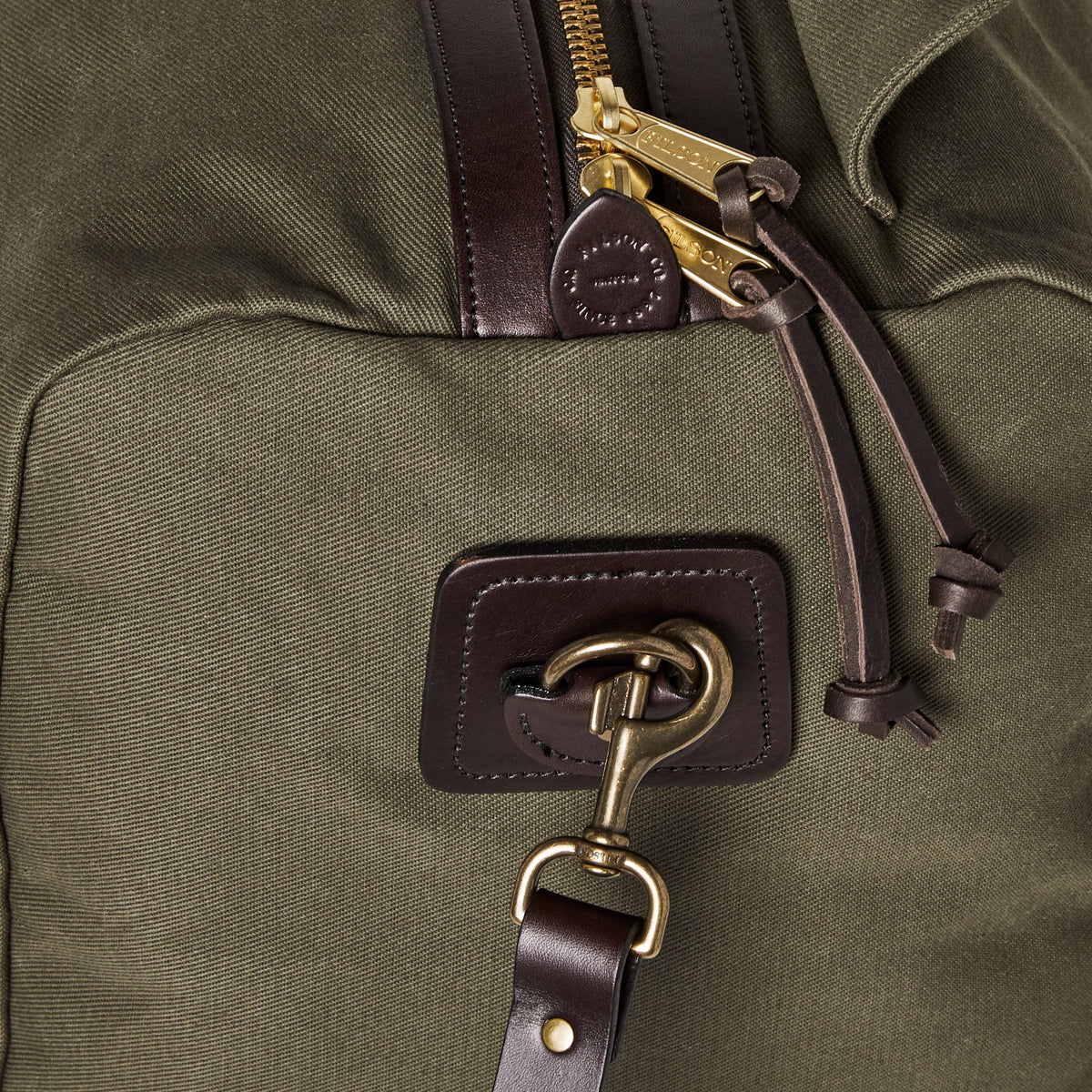 Filson Best Price / Medium Rugged Twill Duffle Bag