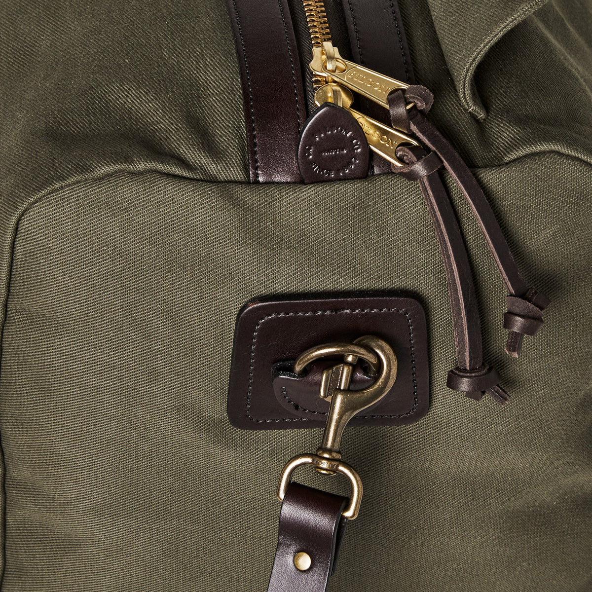 Filson Best Price / Medium Rugged Twill Duffle Bag