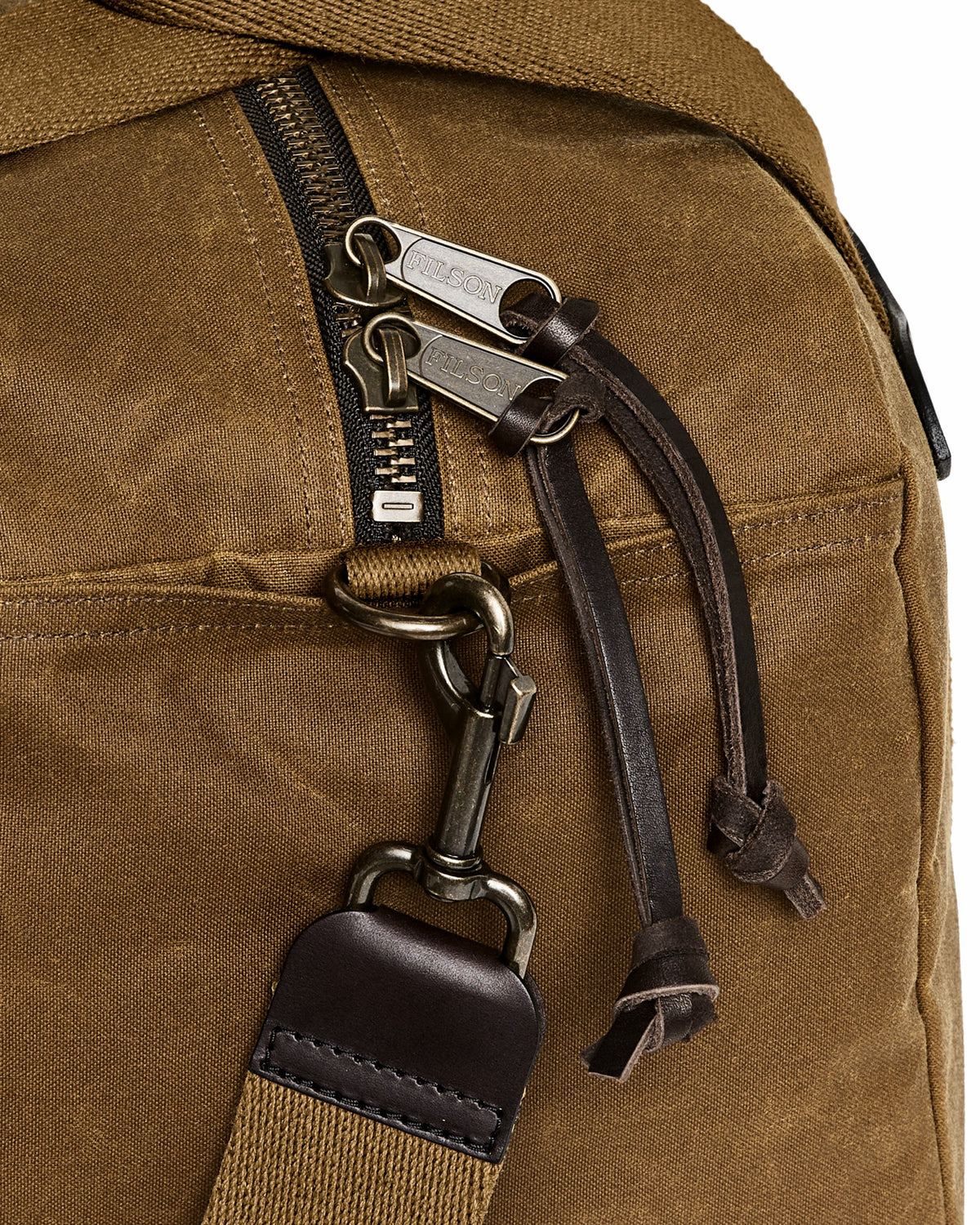 Filson Classic / Small Tin Cloth Duffle Bag